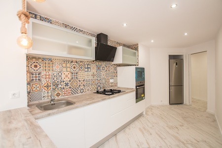 Apartamento espacioso renovado con terraza cerca de Palma Tenis