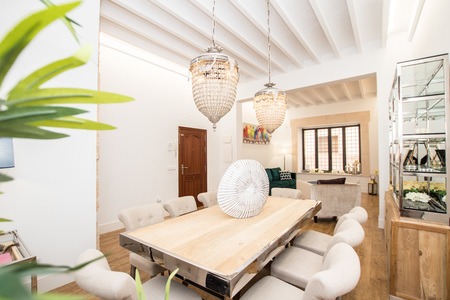 Luxury ground floor apartment in Old Town