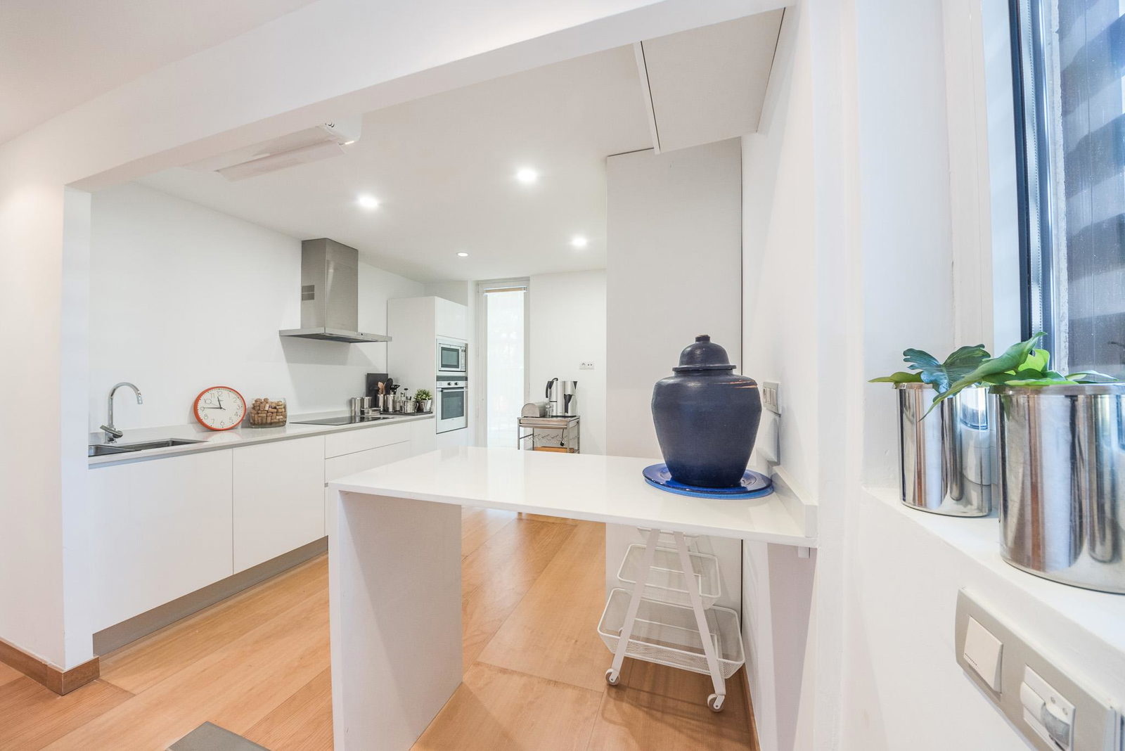 Vivienda en primera línea con piscina y acceso al mar en Illetas