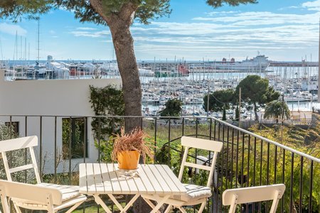 Fantástico ático con dos terrazas y vistas al mar en Es Jonquet en Palma.