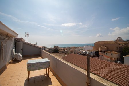 Dachgeschosswohnung mit Meerblick in Molinar