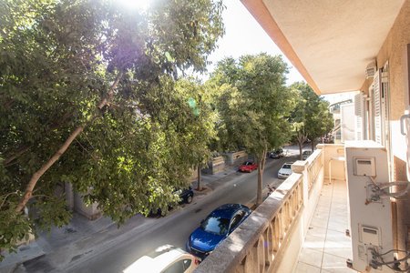 Helle Wohnung mit drei Schlafzimmern und Terrasse in Molinar