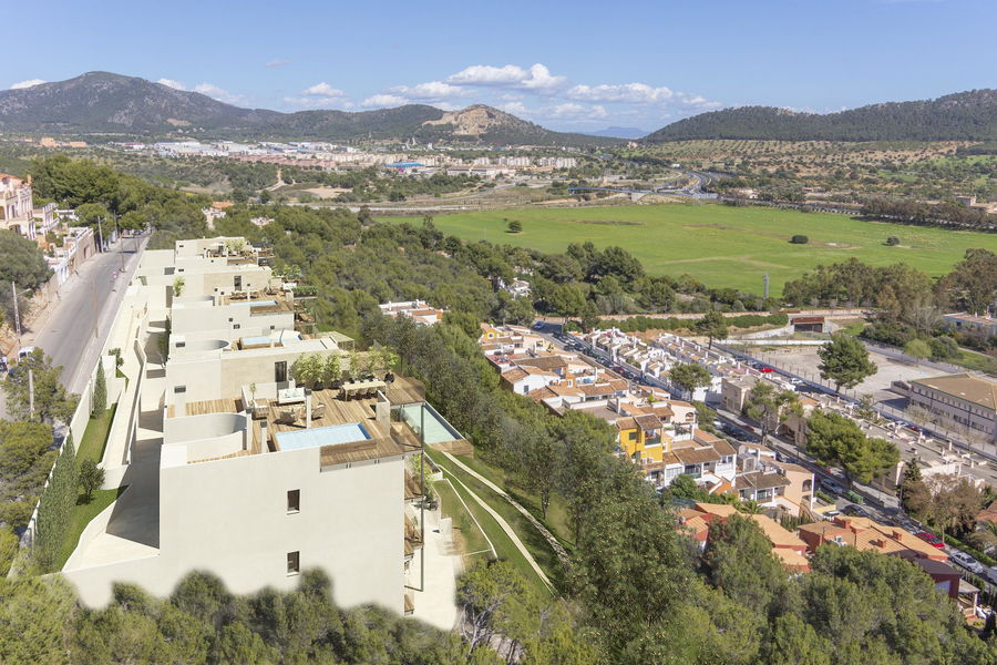 New ground floor apartment  with garden and pool in Santa Ponsa