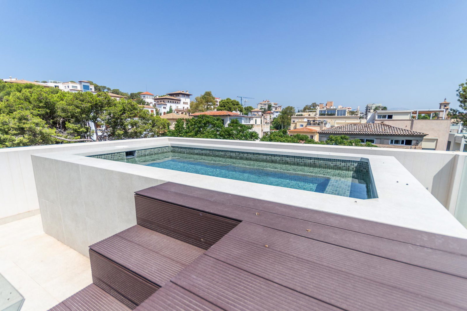 Spektakuläres Penthouse mit privater Dachterrasse und Pool in Son Armadams