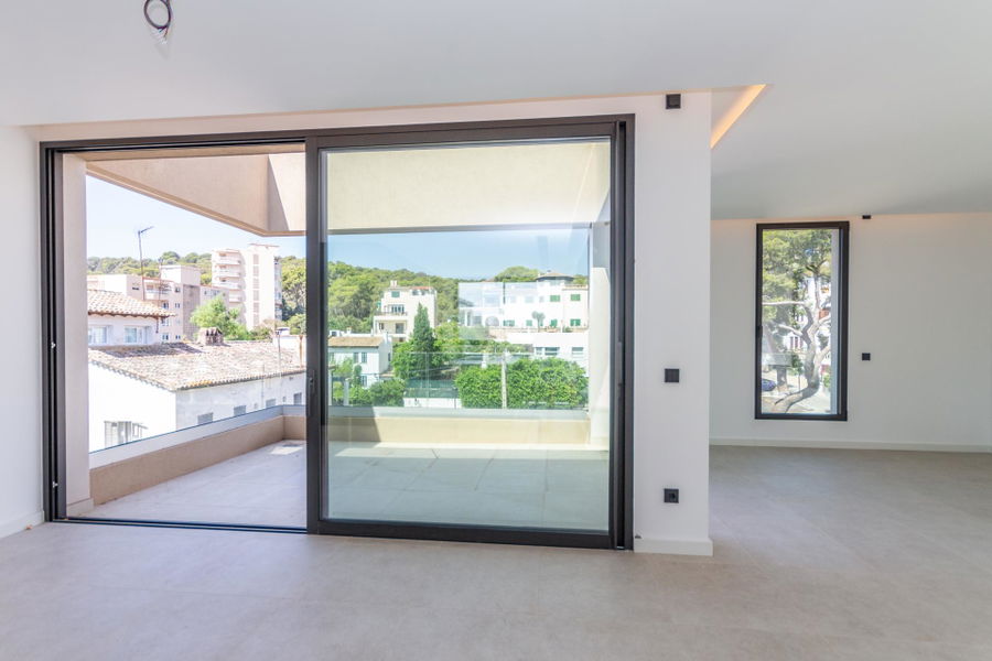 Spektakuläres Penthouse mit privater Dachterrasse und Pool in Son Armadams