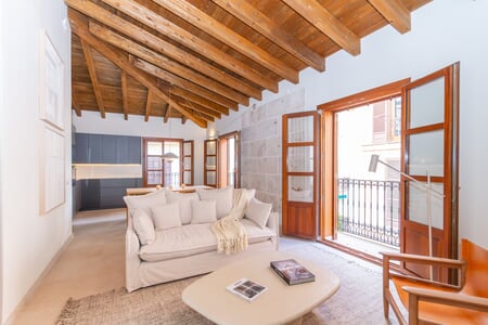 Extravagant penthouse in a stately palace in the centre of Palma