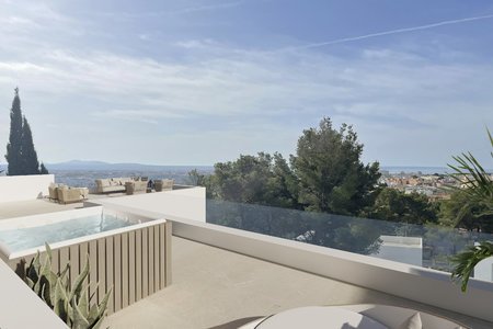 Chalet de nueva construcción con vistas panorámicas en Son Roca, cerca de Son Vida