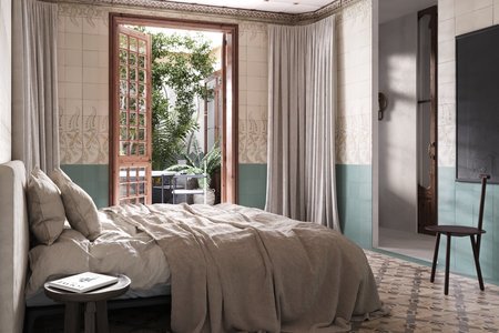 Luxury apartment with patio in Old town