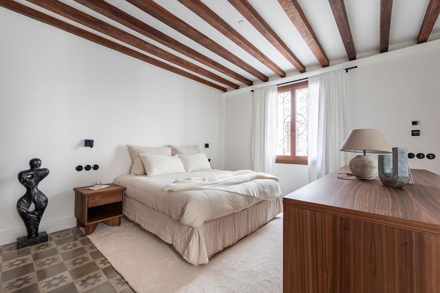 Wunderschöne Duplex-Wohnung mit privater Dachterrasse in der Altstadt