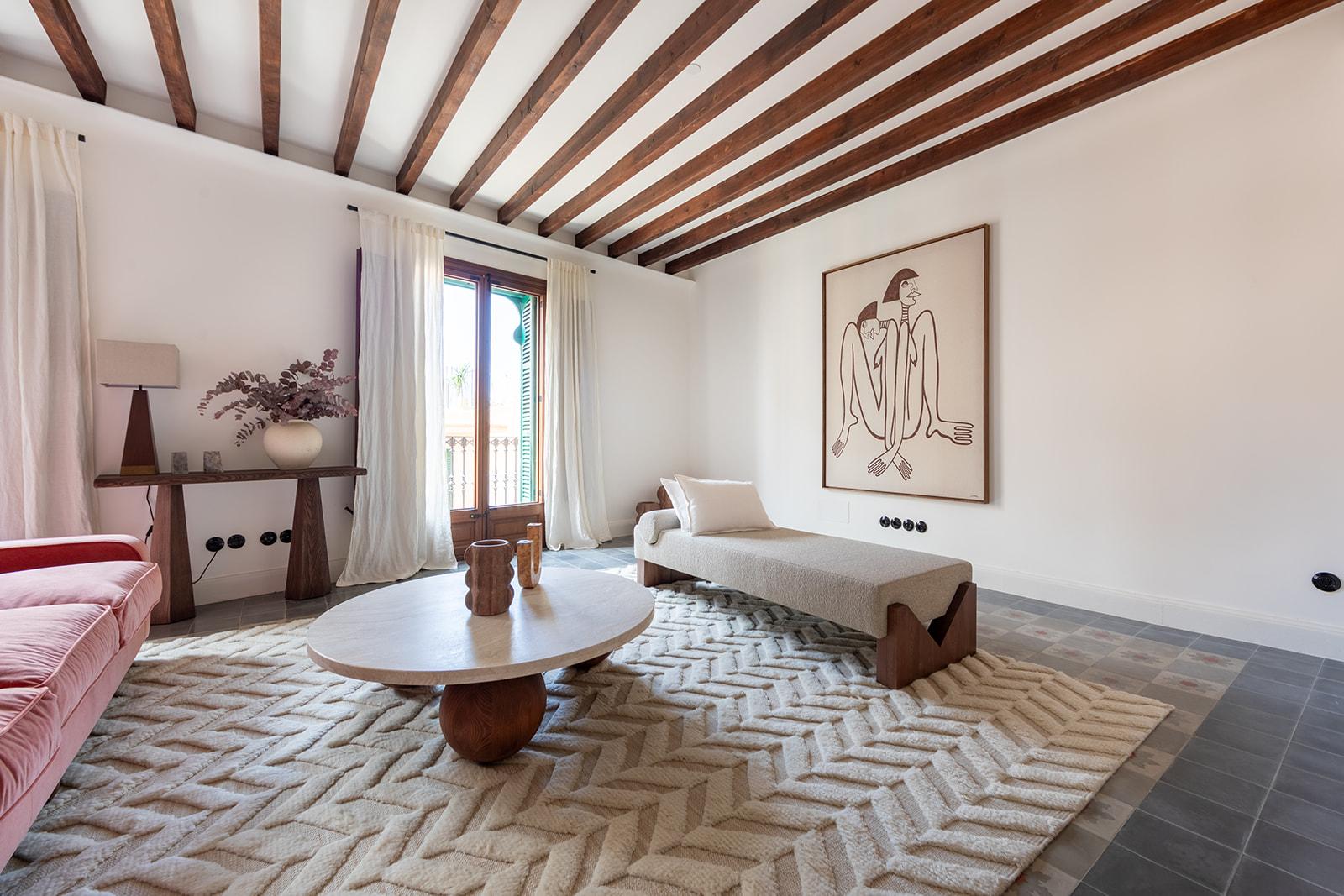 Wunderschöne Duplex-Wohnung mit privater Dachterrasse in der Altstadt