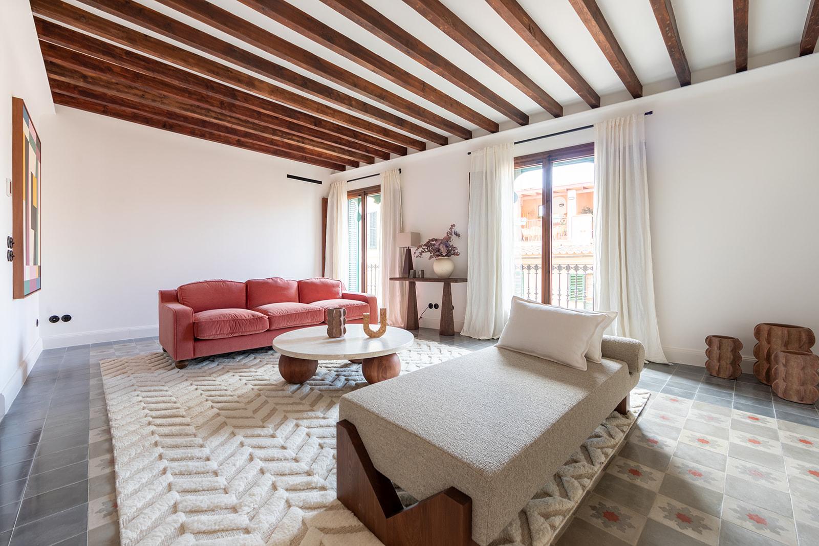 Wunderschöne Duplex-Wohnung mit privater Dachterrasse in der Altstadt