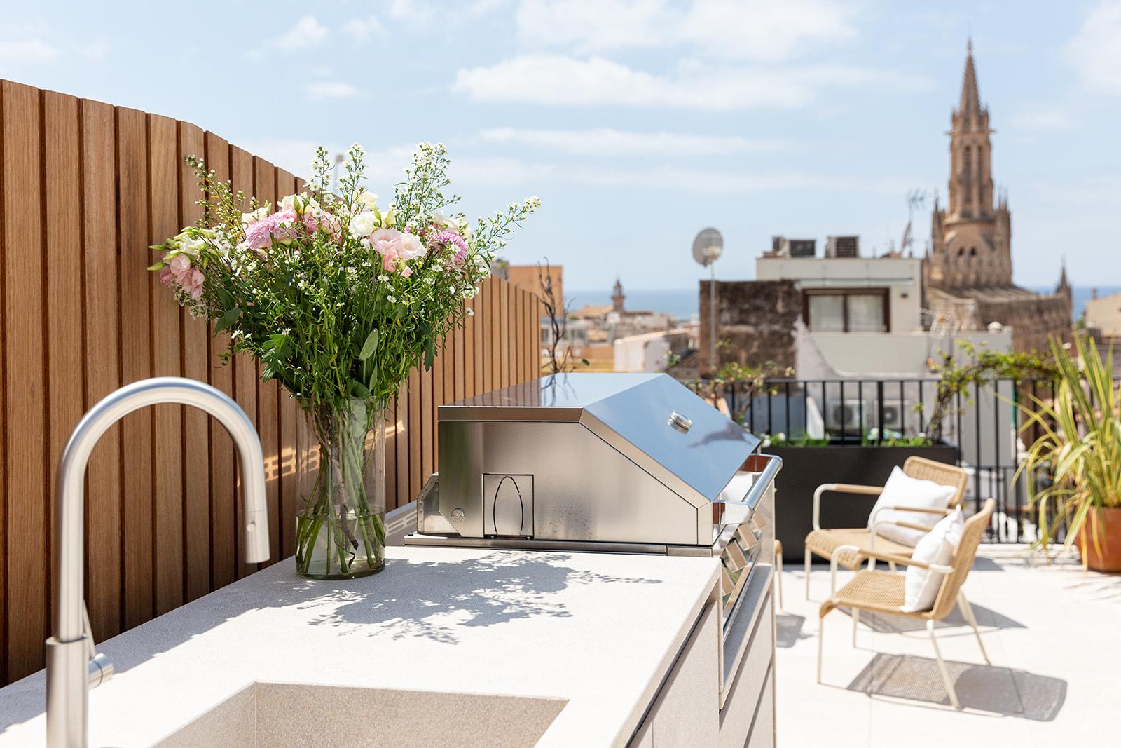 Wunderschöne Duplex-Wohnung mit privater Dachterrasse in der Altstadt