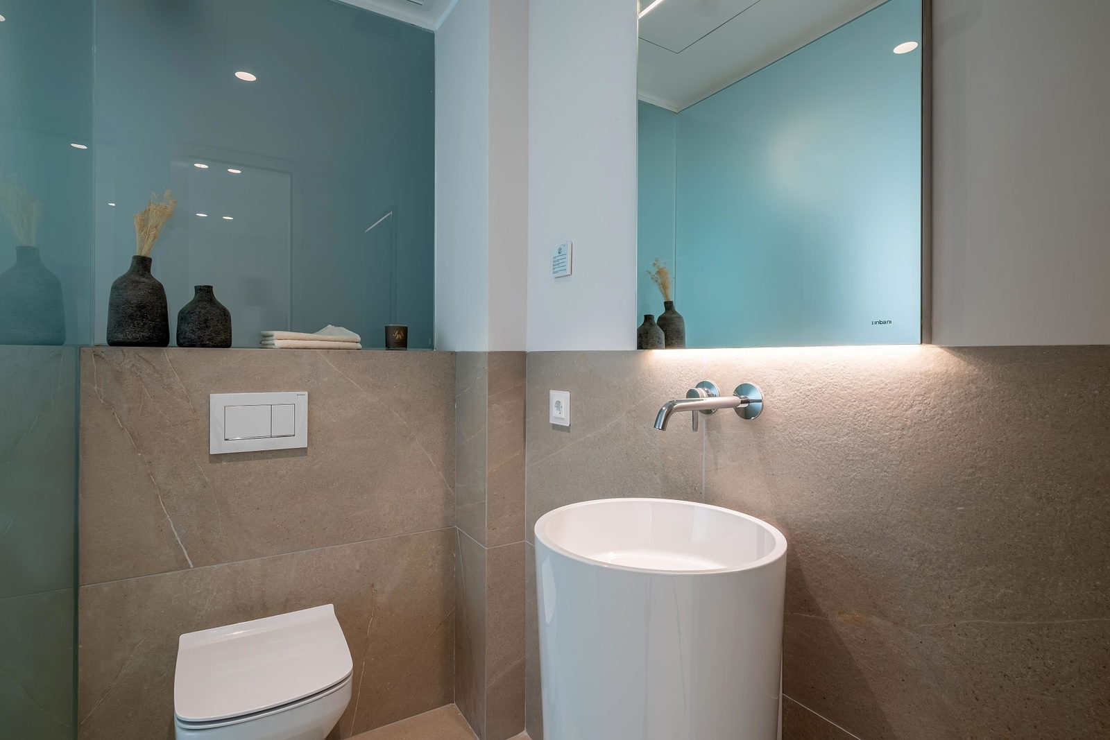 Impressive newly built apartment on Paseo Maritimo