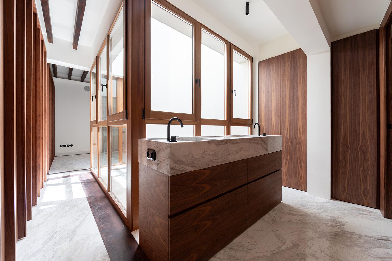 Triplex lägenhet med takterrass och privat pool i Gamla stan