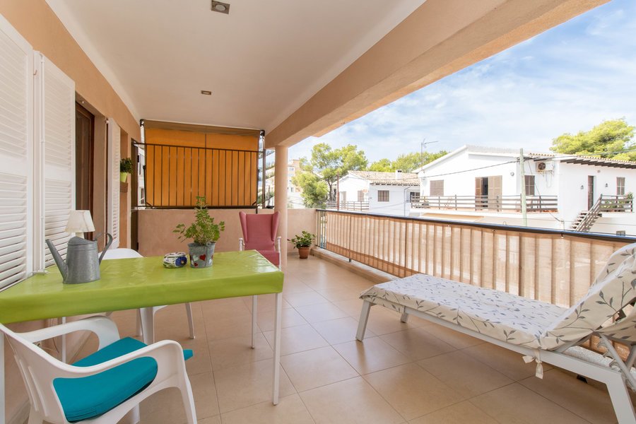 Playa de Palma/ Arenal, Palma de Mallorca Geräumige Wohnung mit Terrasse in Strandnähe in El Arenal