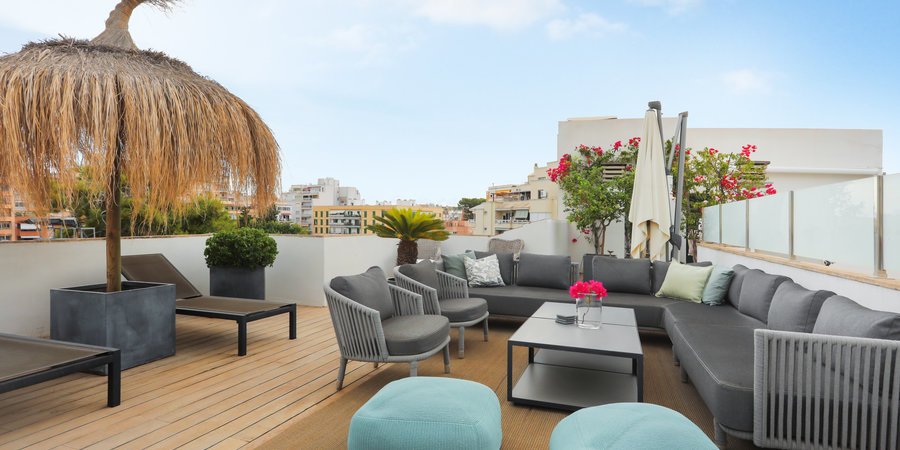 Schöne Wohnung mit großer Terrasse in Santa Catalina