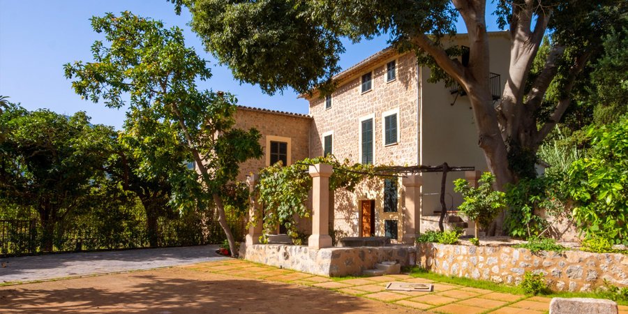 Fantastische Finca mit Pool und unglaublichem Ausblick in Soller
