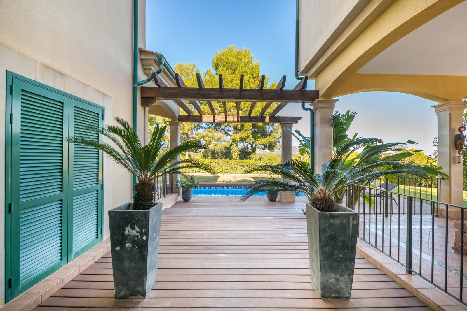 Chalet único con vistas al mar y piscina en Cala Vinyes