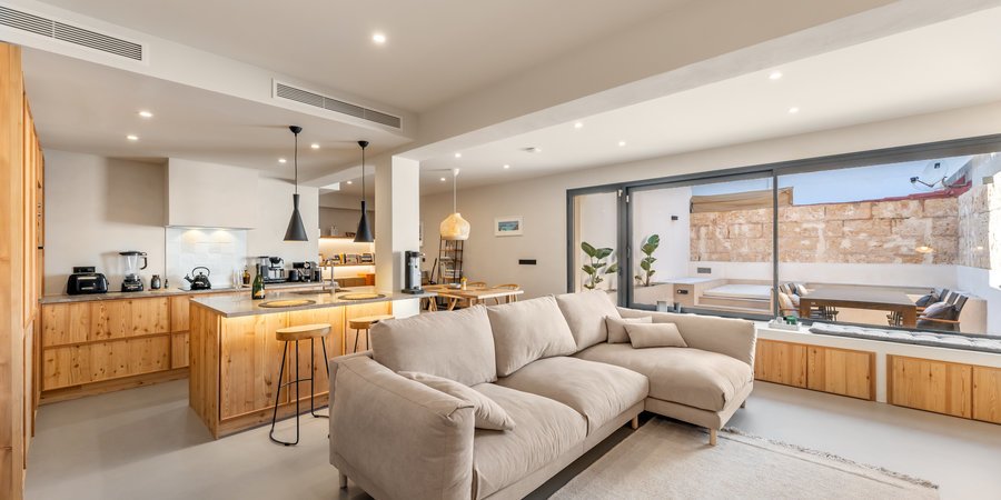 Contemporary high end design apartment in Molinar