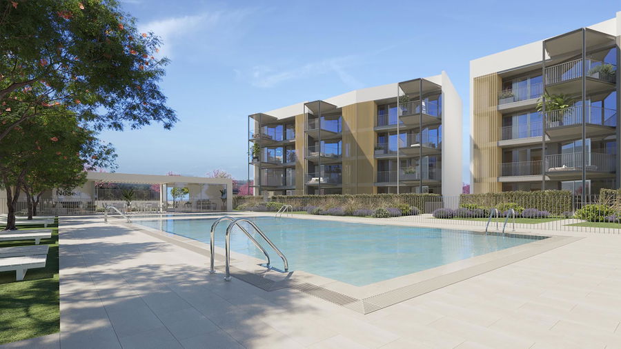 Ny lägenhet på tredje våningen med terrass och pool i Palmanova
