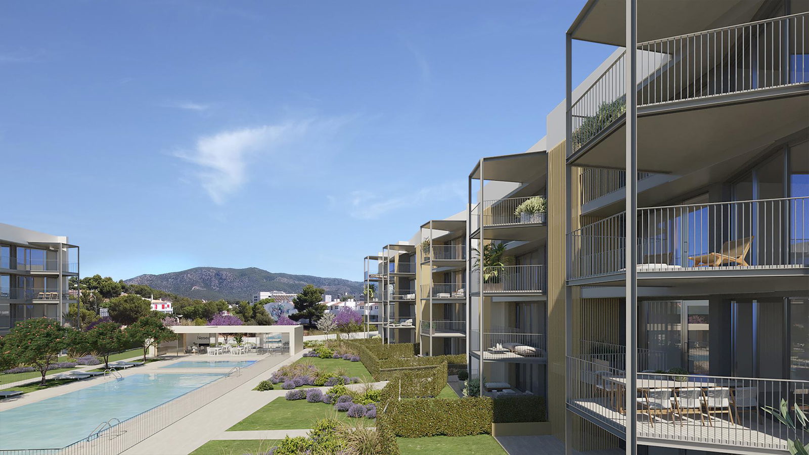 Ny lägenhet på tredje våningen med terrass och pool i Palmanova