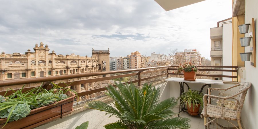 Bonito ático con terraza y balcon en Palma centro
