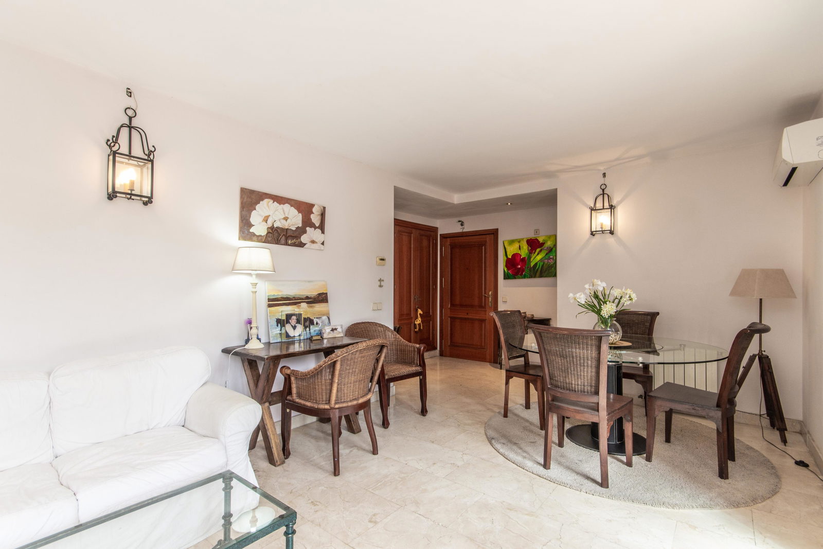 Schönes Erdgeschoss Appartement mit Pool in Portixol Molinar