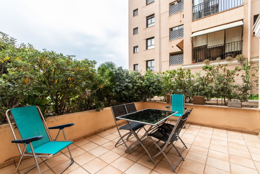 Schönes Erdgeschoss Appartement mit Pool in Portixol Molinar