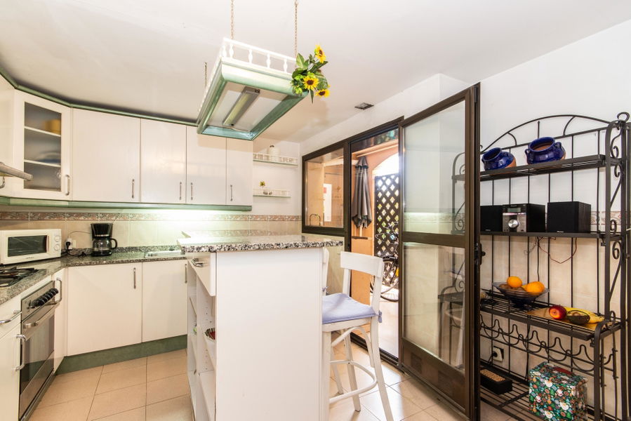 Schönes Erdgeschoss Appartement mit Pool in Portixol Molinar