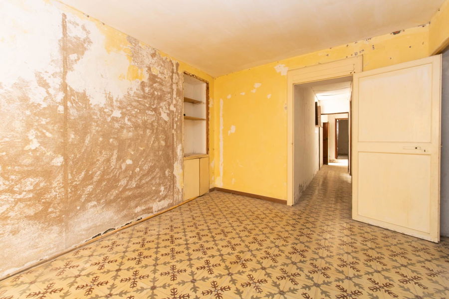 Geräumige Wohnung zu renovieren in Palma Altstadt