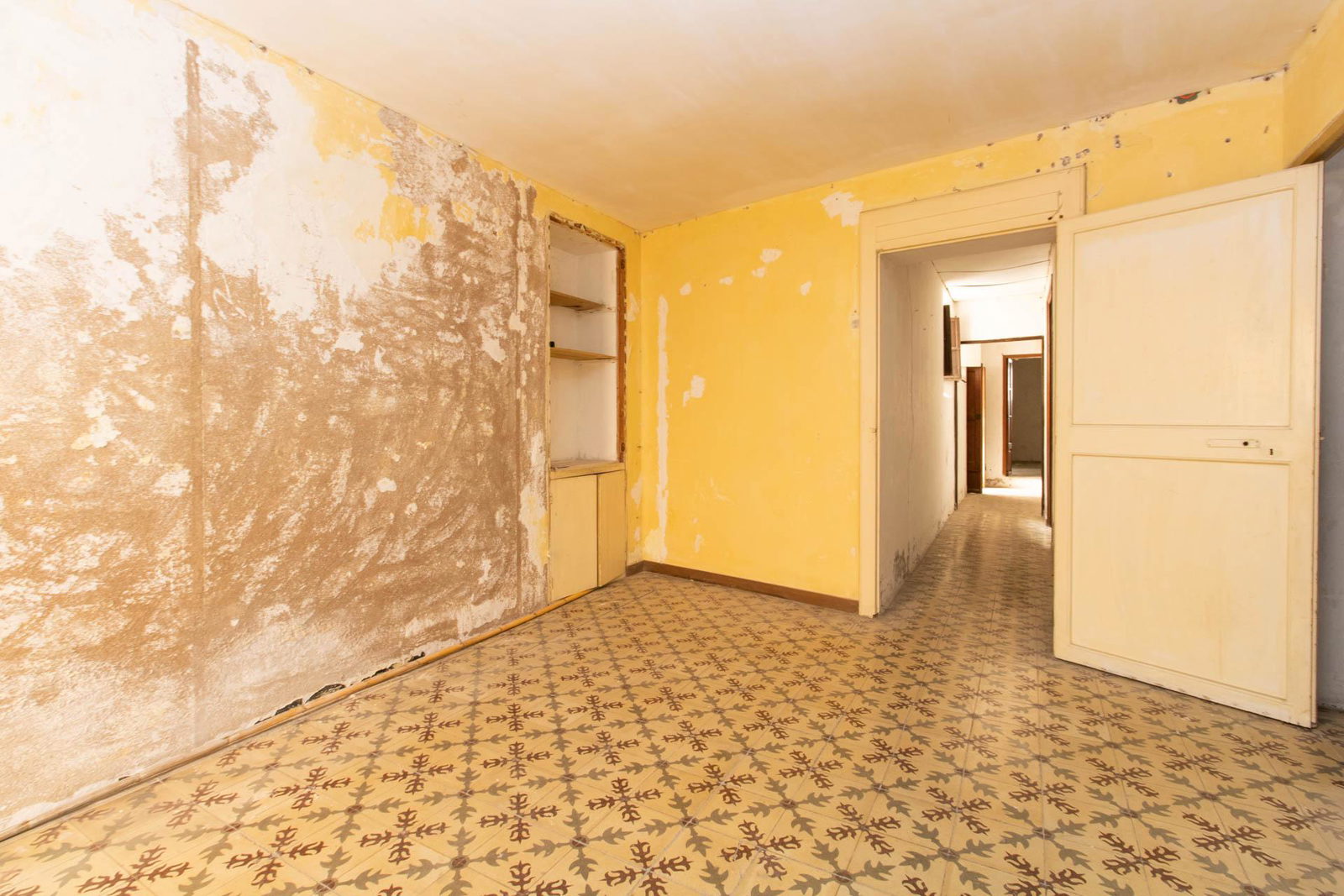 Geräumige Wohnung zu renovieren in Palma Altstadt