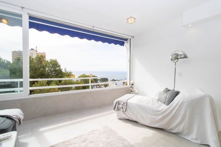 Studio flat with sea views and community pool in San Agustin
