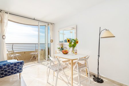 Precioso apartamento en primera línea en San Agustin