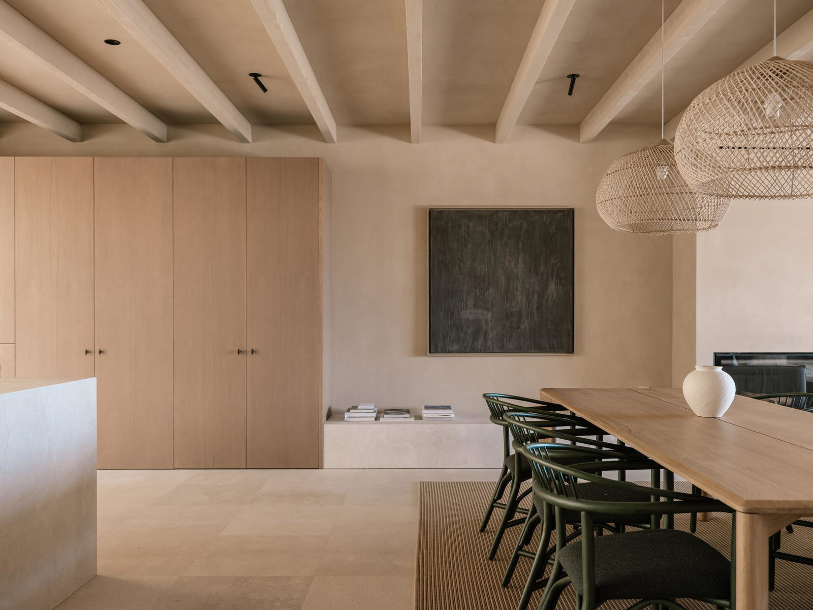 Extraordinary new development villa with garden and pool in Establiments