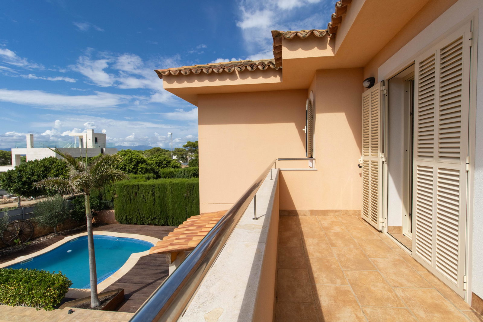 Schönes Haus mit Garten, Terrassen und Pool in Puig de Ros
