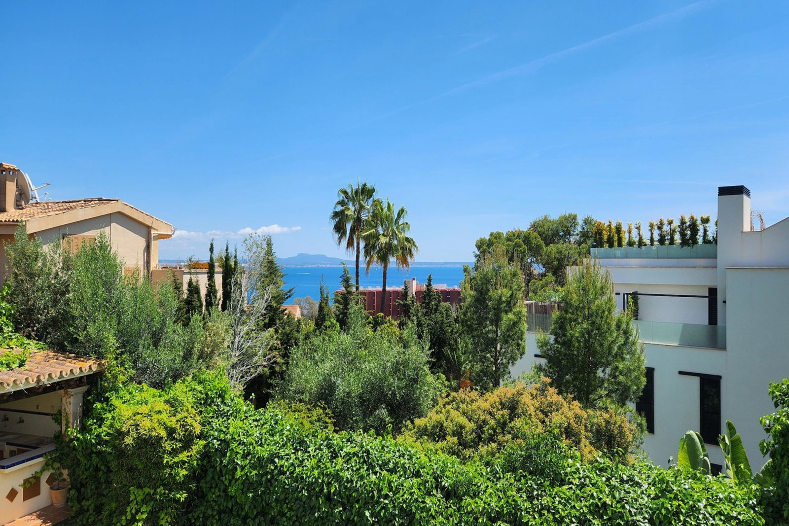 Fantastische Wohnung mit Meerblick und Garten in Cas Catalá
