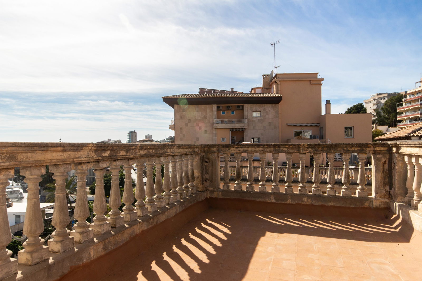 Impresionante casa mallorquina en Calanova con espectaculares vistas al mar