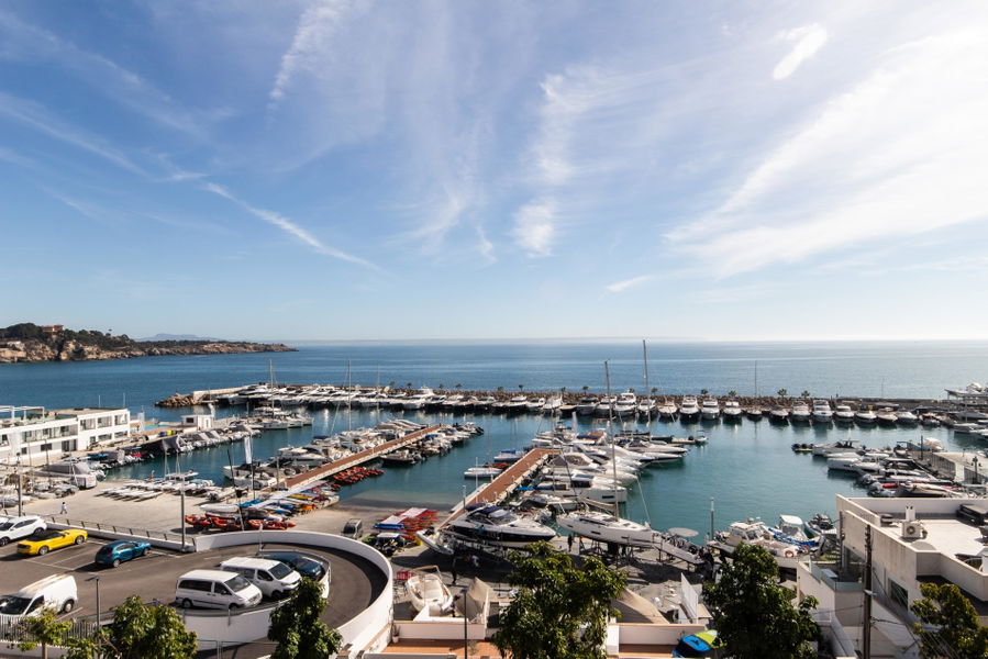 Impresionante casa mallorquina en Calanova con espectaculares vistas al mar