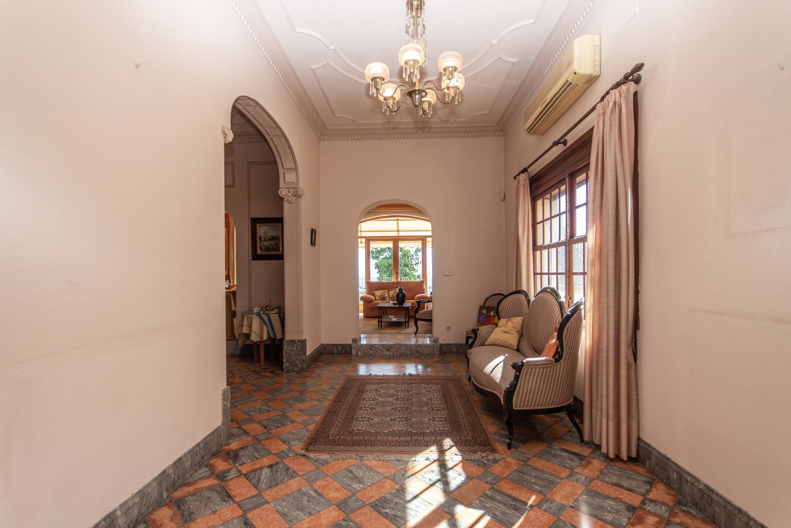 Impresionante casa mallorquina en Calanova con espectaculares vistas al mar