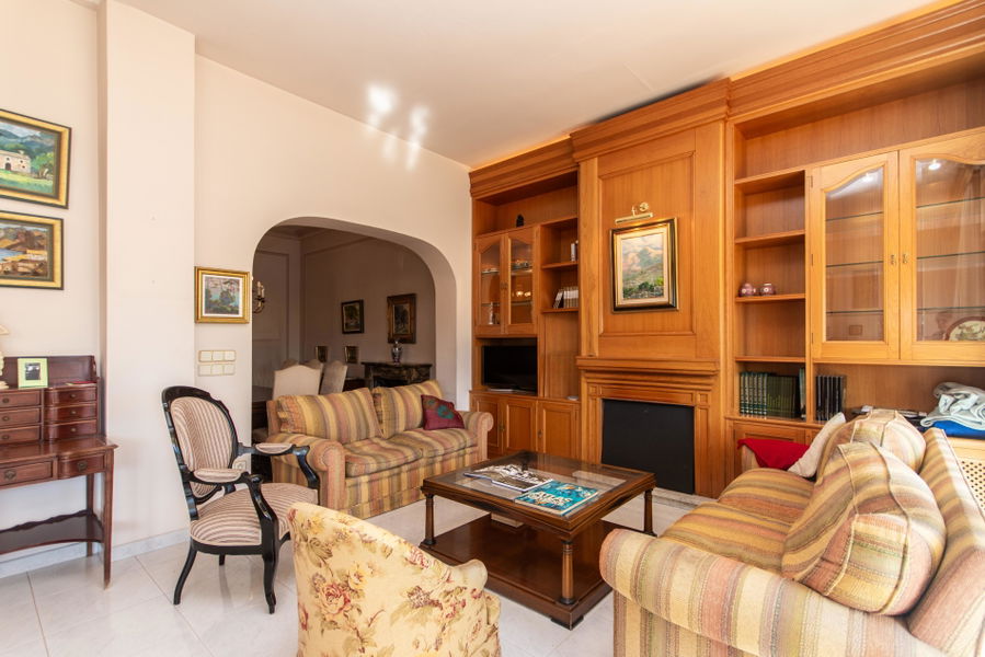 Impresionante casa mallorquina en Calanova con espectaculares vistas al mar