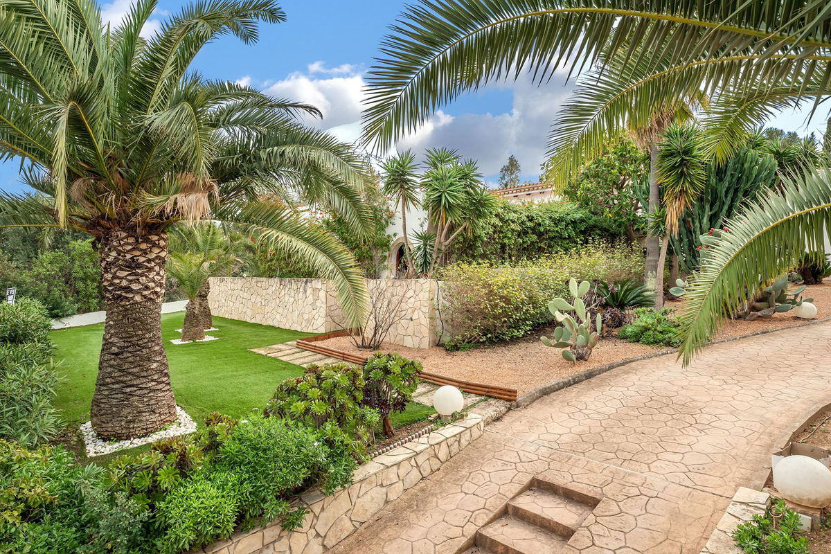 Reizende Villa mit Garten und Pool in Santa Ponsa