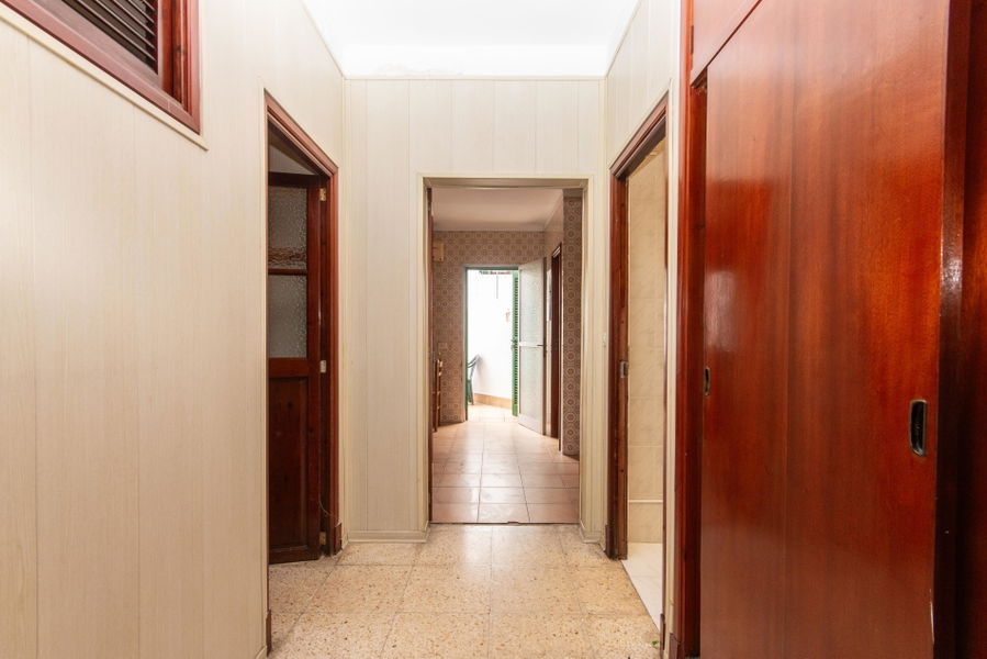 Ground floor apartment with patio in central location in Santa Catalina