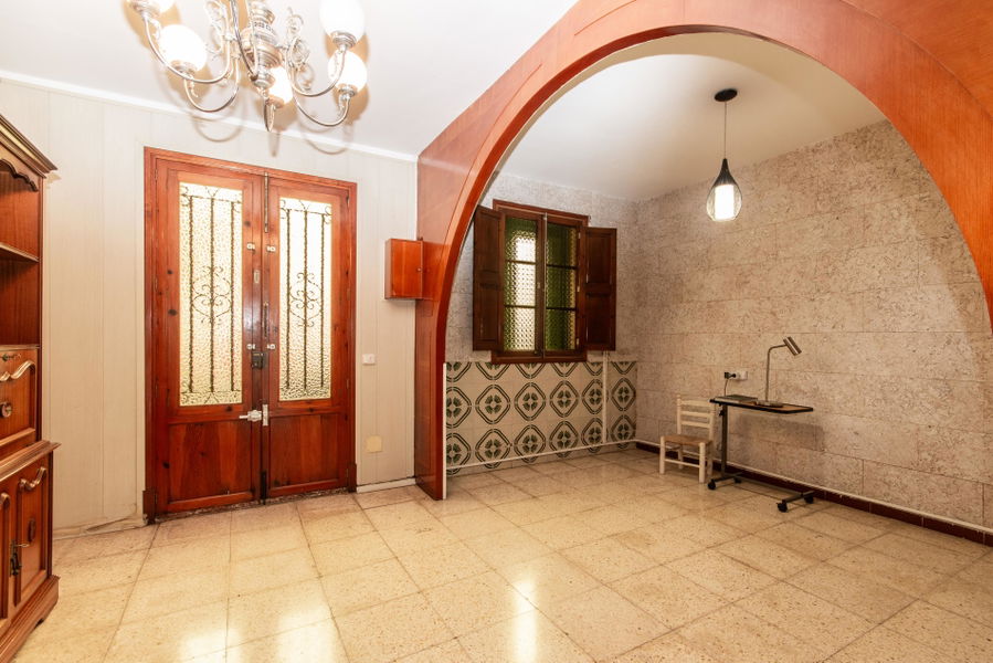 Ground floor apartment with patio in central location in Santa Catalina