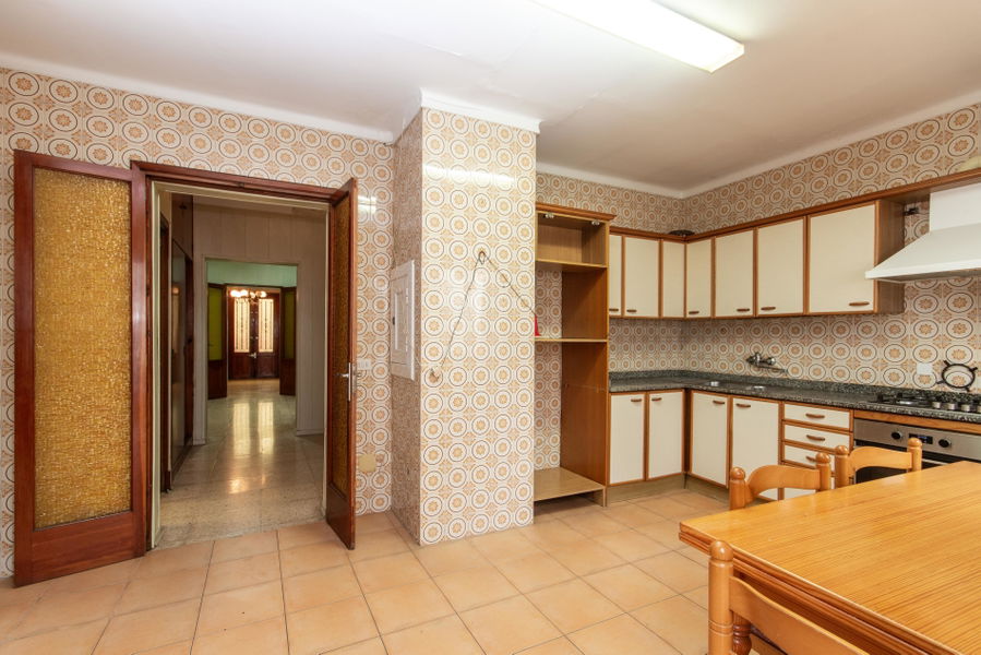 Ground floor apartment with patio in central location in Santa Catalina