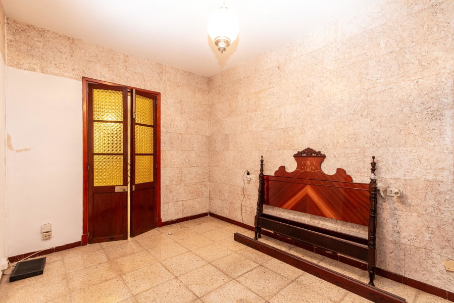 Ground floor apartment with patio in central location in Santa Catalina