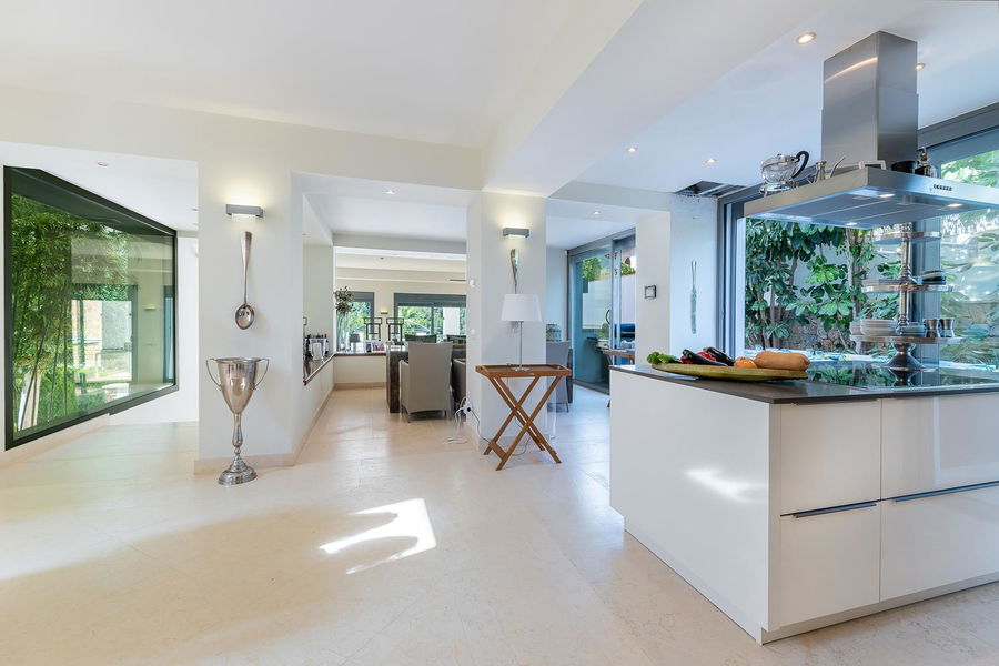 Spectacular villa with pool and sea views in Costa d'en Blanes