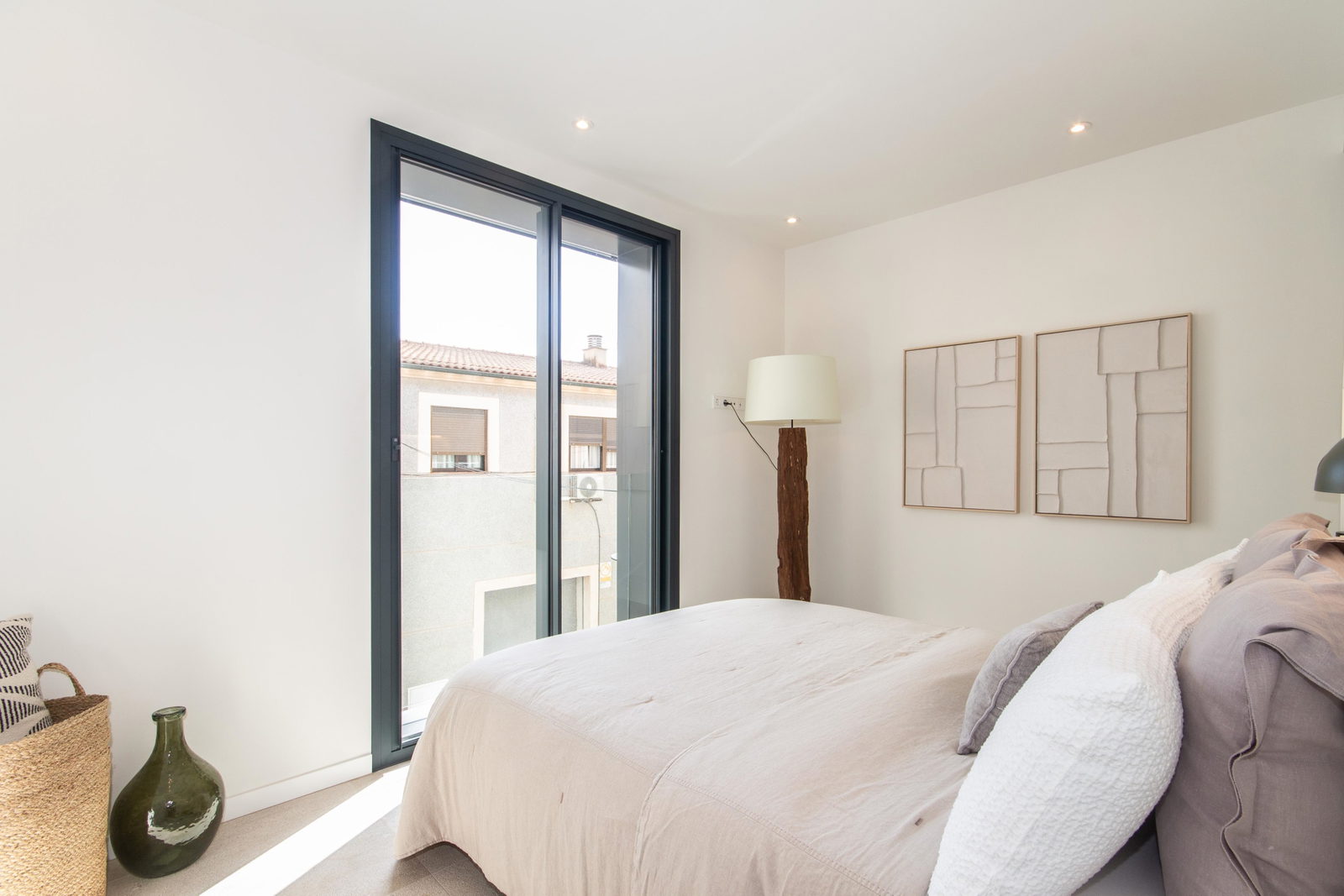 Nueva casa con piscina en la azotea y vistas al mar en Molinar