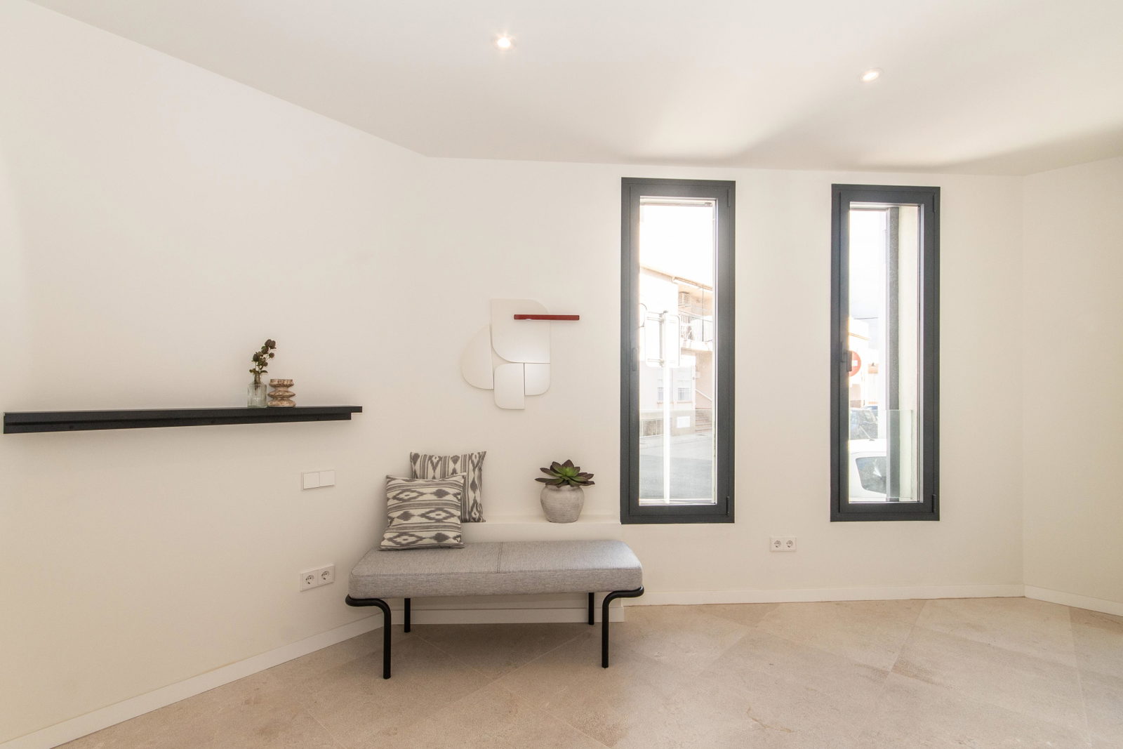 Nueva casa con piscina en la azotea y vistas al mar en Molinar