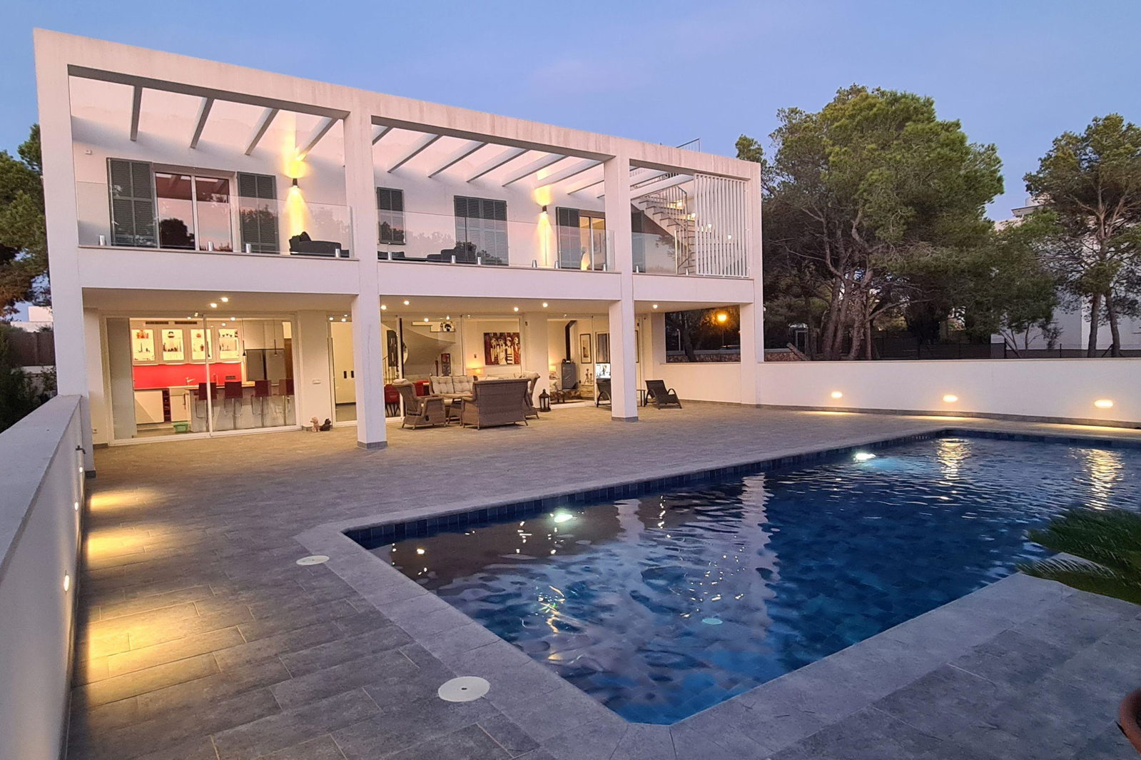 Fantastische moderne Villa mit Pool in Cala D'Or