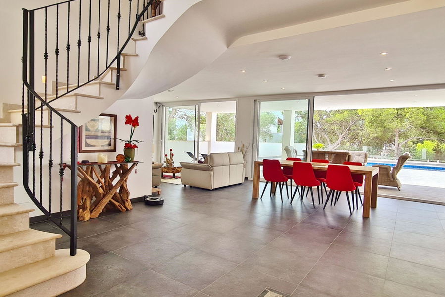 Fantastische moderne Villa mit Pool in Cala D'Or